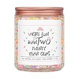 Homsolver 40th Birthday Gifts for Women, Perfect Ideas Birthday Decorations Candle Gift for Mom, Friends, Wife, Sister, Vanilla Cream Scent Handmade Aromatherapy Candles