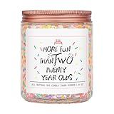 Homsolver 40th Birthday Gifts for Women, Perfect Ideas Birthday Decorations Candle Gift for Mom, Friends, Wife, Sister, Vanilla Cream Scent Handmade Aromatherapy Candles