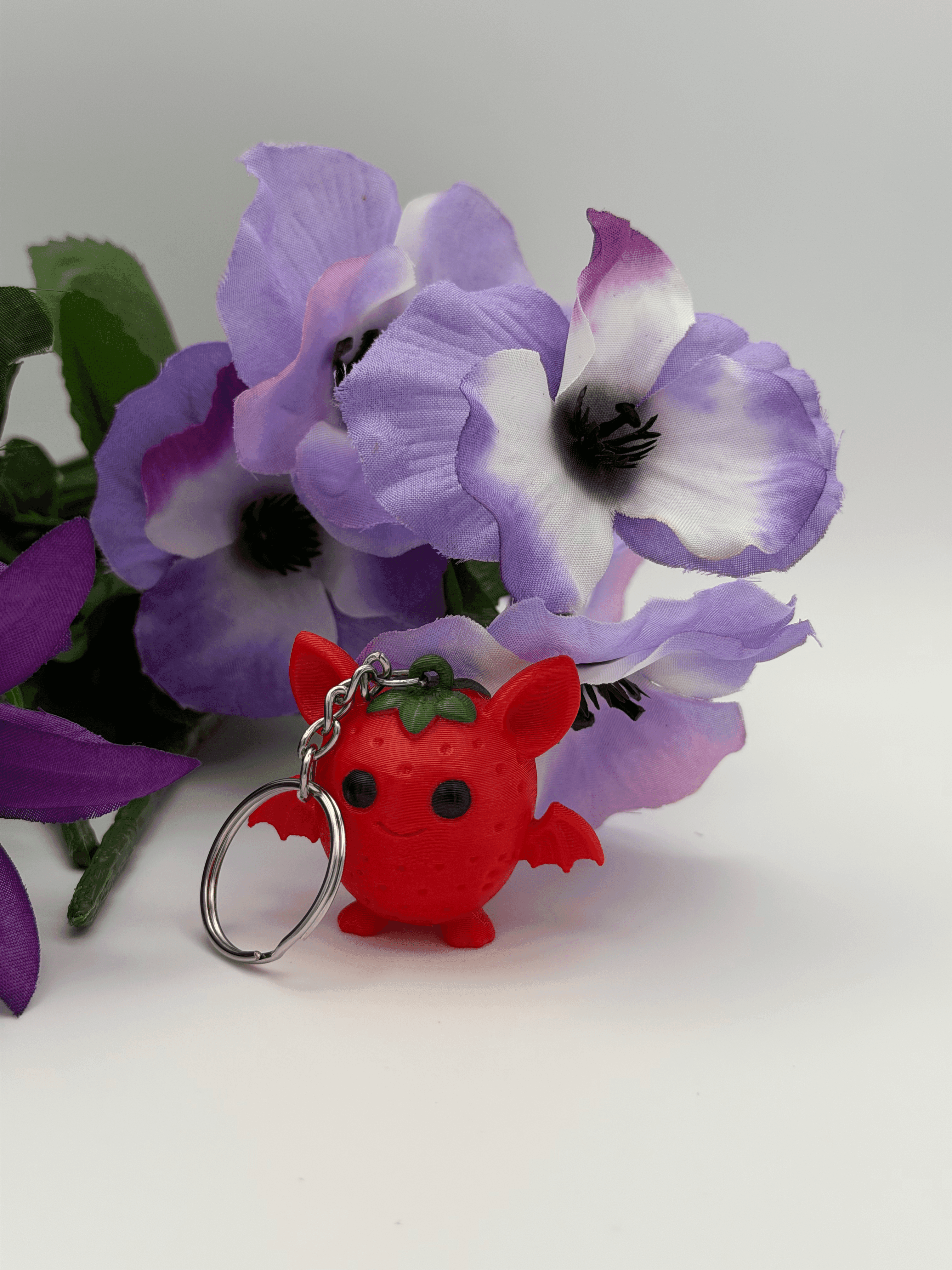 Cute Strawberry Bat Keychain – 3D Printed PLA Kawaii Bat Charm
