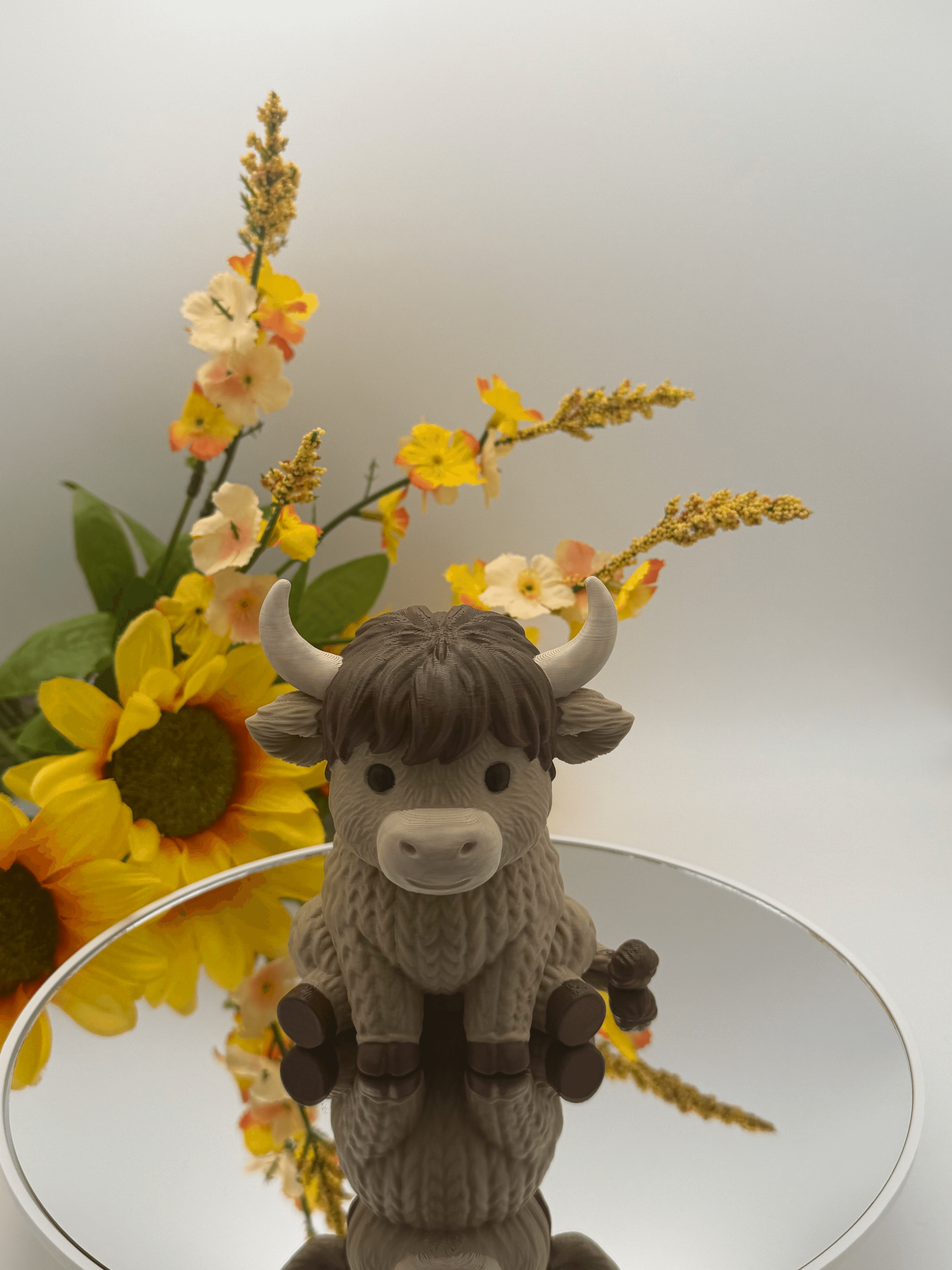 Cute Highland Cow Figure – 3D Printed PLA Decor